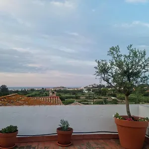 Amb Encant I Estil Mediterrani En Zona Tranquilla De I Amb Terrassa Llançà